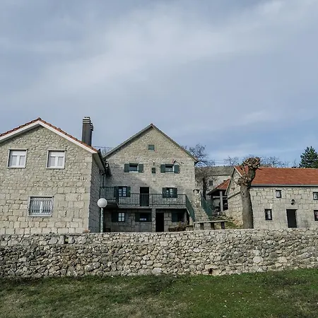 Zdravko Eco Village Apartament *